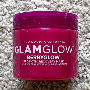 GLAMGLOW BERRYGLOW Probiotic Recovery Mask NEW